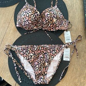 2-pc 34D top 12/14 bottom